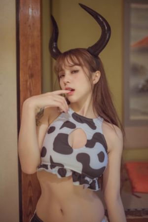 客厅亲女禁伦h_HD免费电视剧